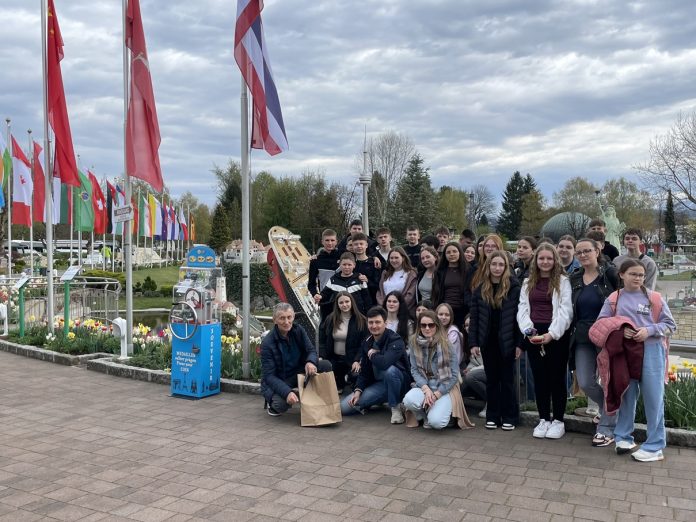 Svi u Minimundusu 2-la